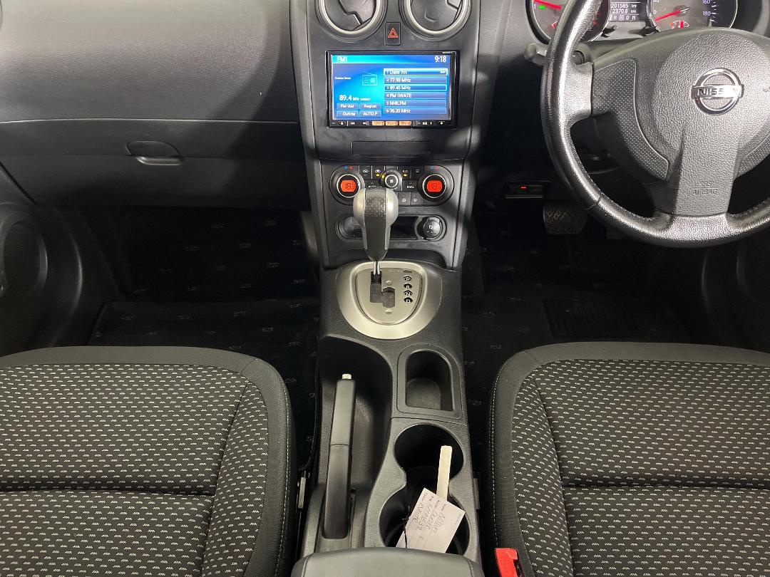 Photo '21' of Nissan Dualis