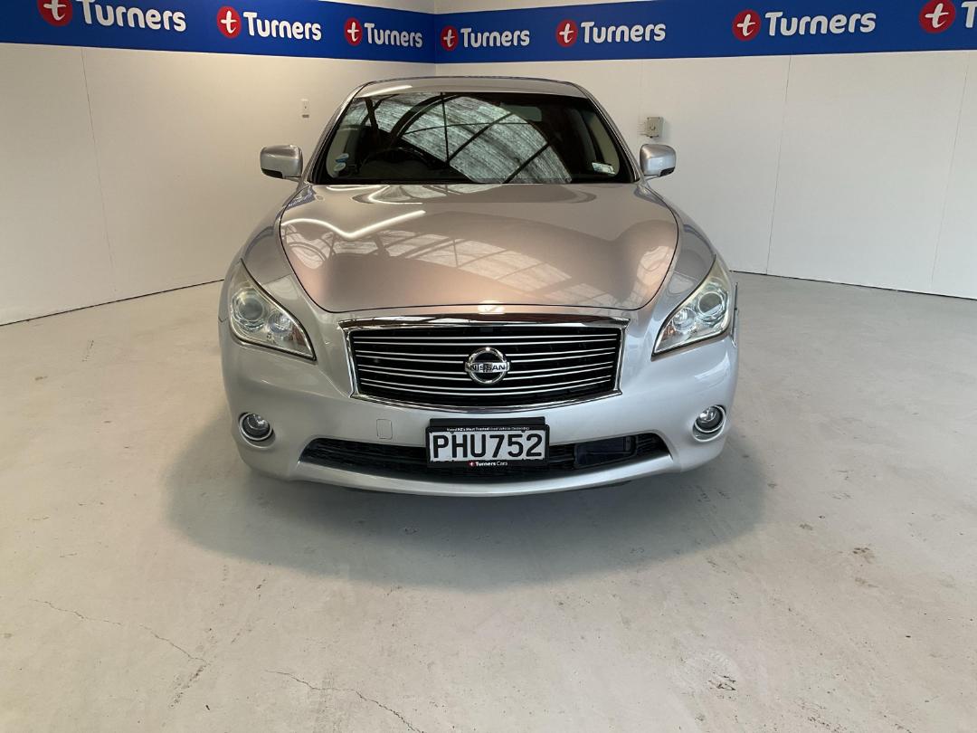 Photo '2' of Nissan Fuga