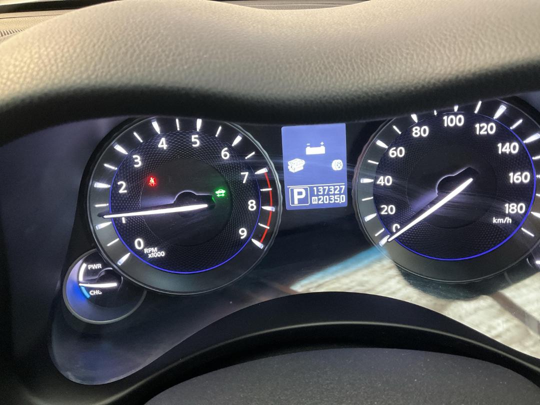 Photo '21' of Nissan Fuga