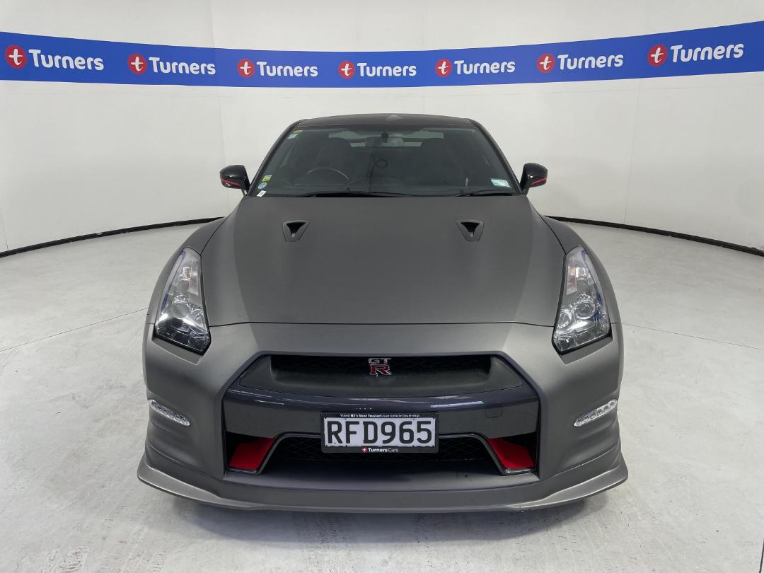 Photo '2' of Nissan GT-R Photo '2' of Nissan GT-R