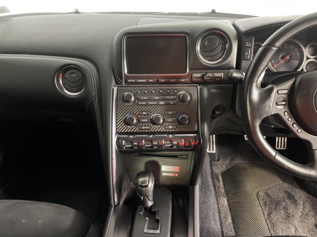 Photo '18' of Nissan GT-R Photo '18' of Nissan GT-R