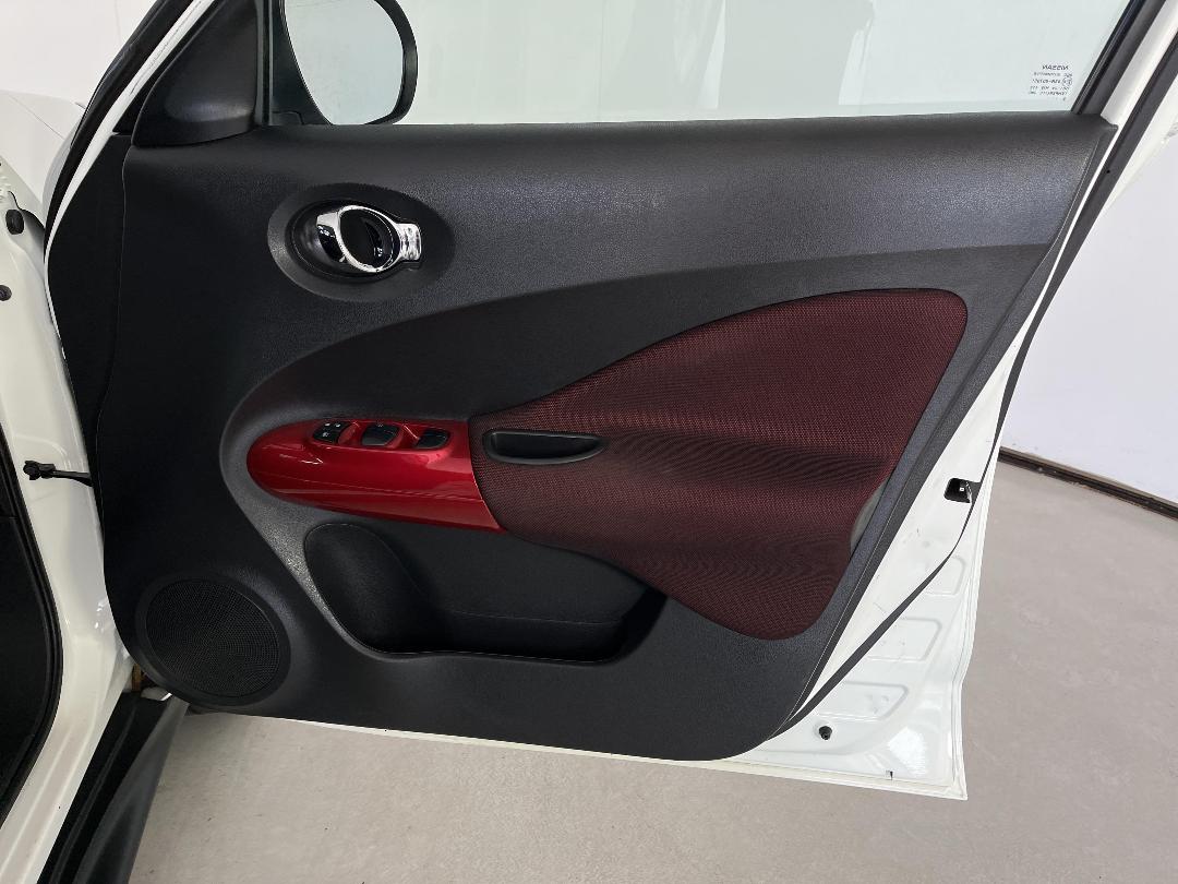 Photo '13' of Nissan Juke TI