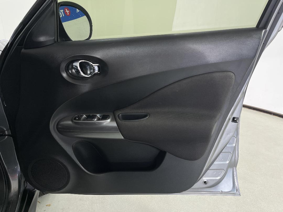 Photo '15' of Nissan Juke Photo '15' of Nissan Juke