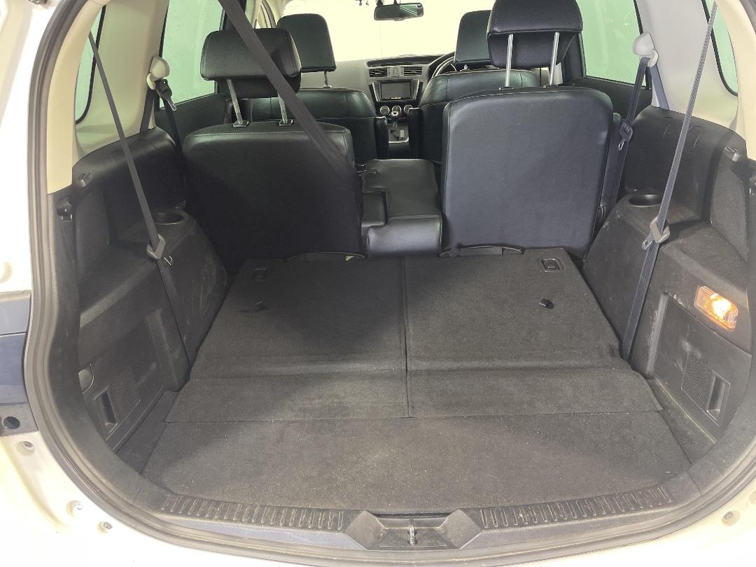 Photo '14' of Nissan Lafesta