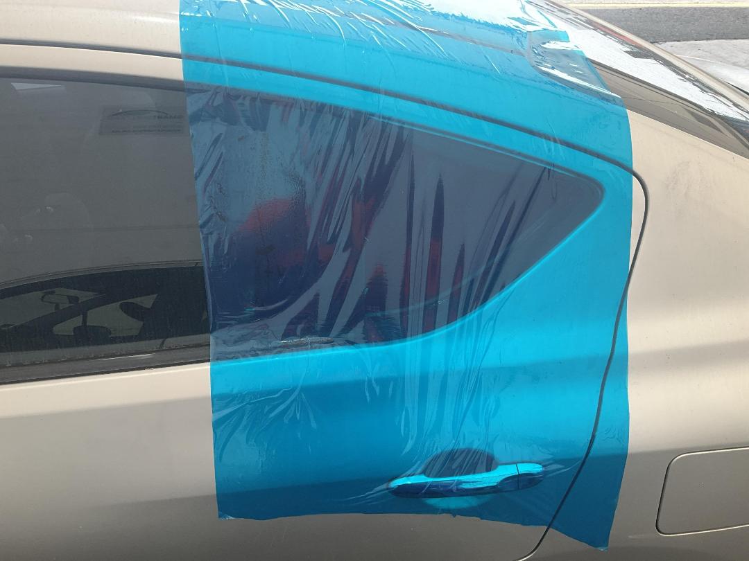 Photo '11' of Nissan Latio