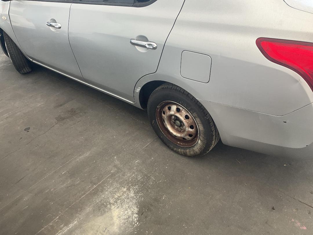 Photo '13' of Nissan Latio