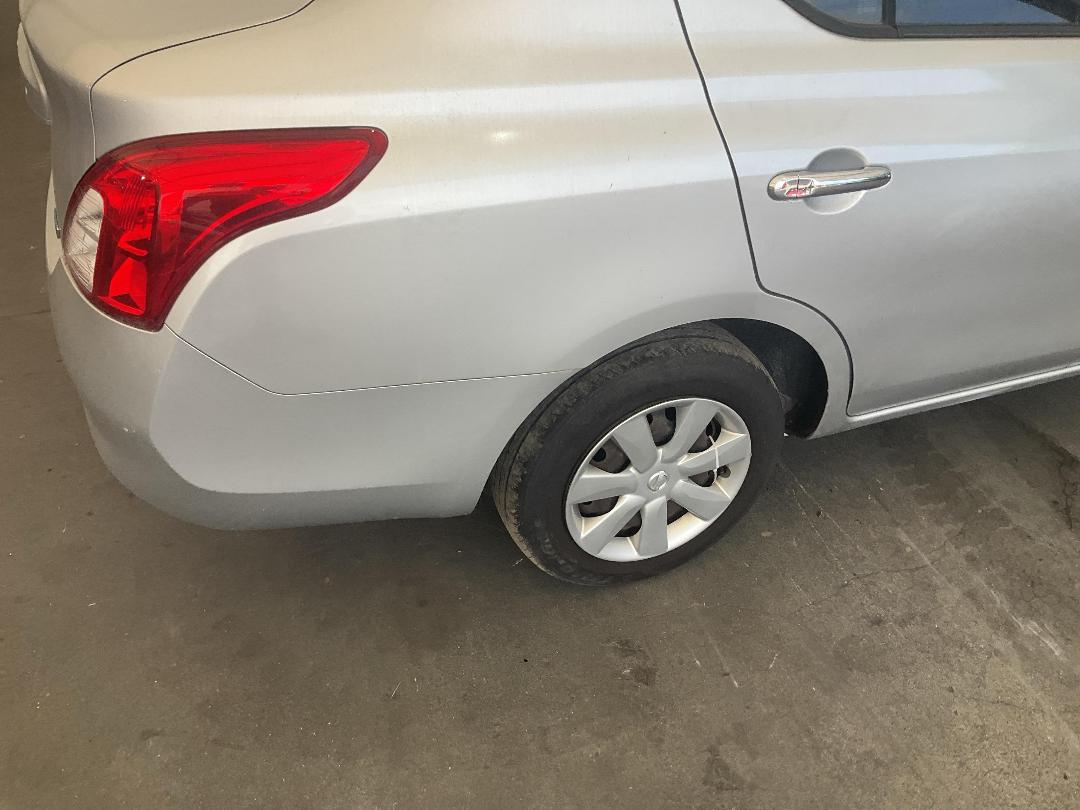 Photo '17' of Nissan Latio