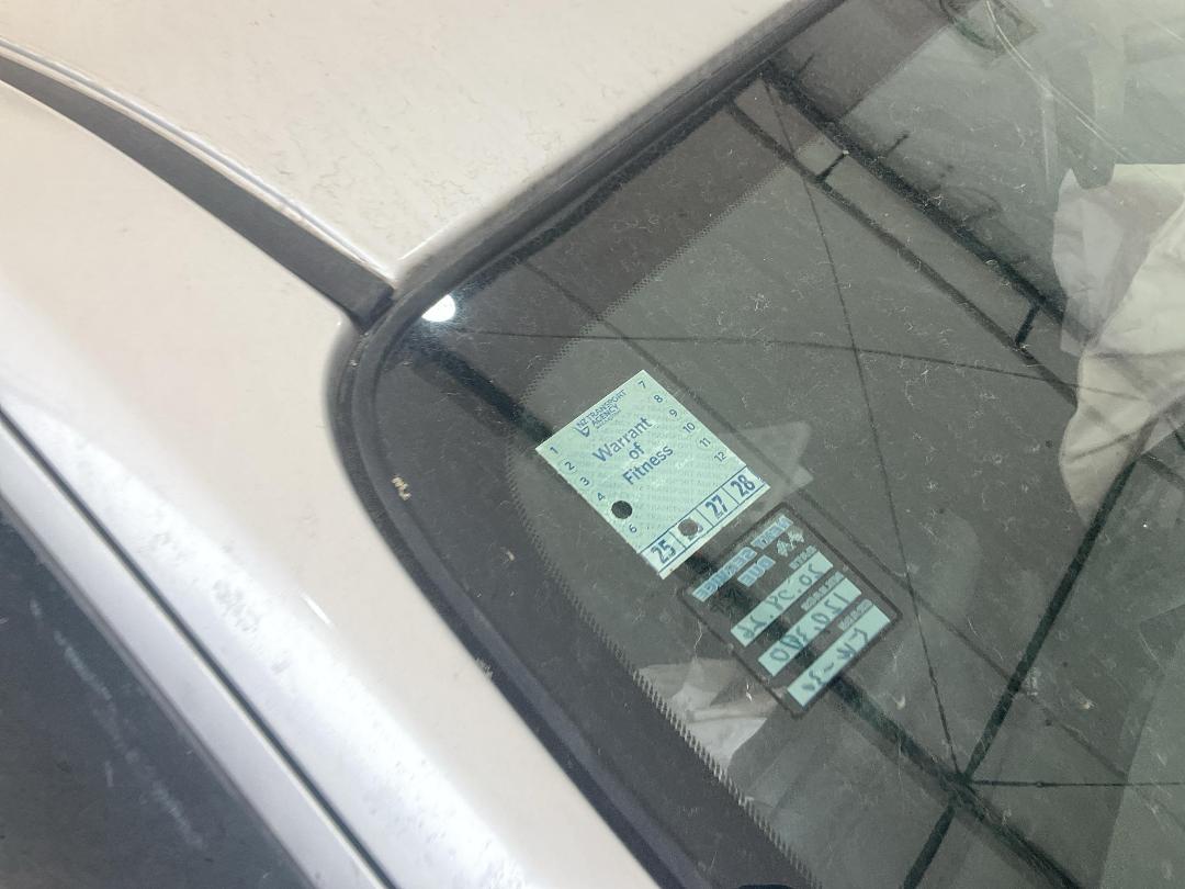 Photo '26' of Nissan Latio