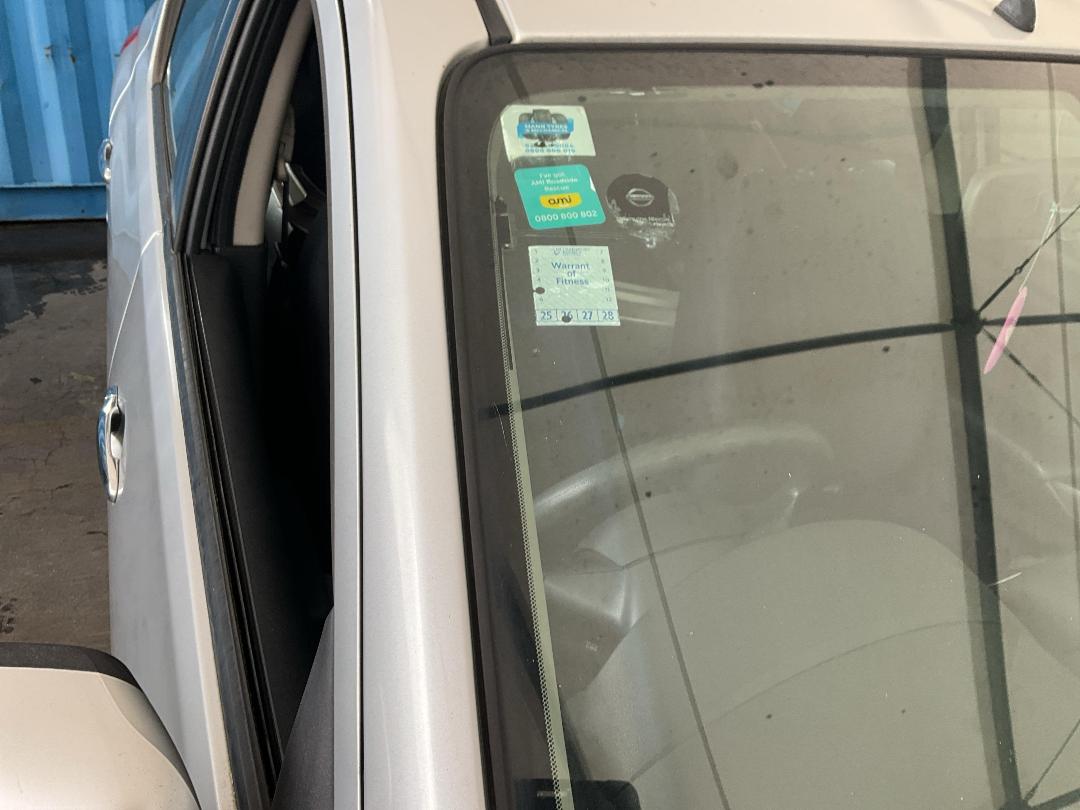 Photo '11' of Nissan Latio 1.2L