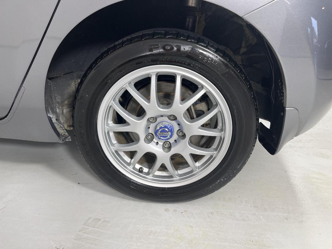 Photo '11' of Nissan Leaf