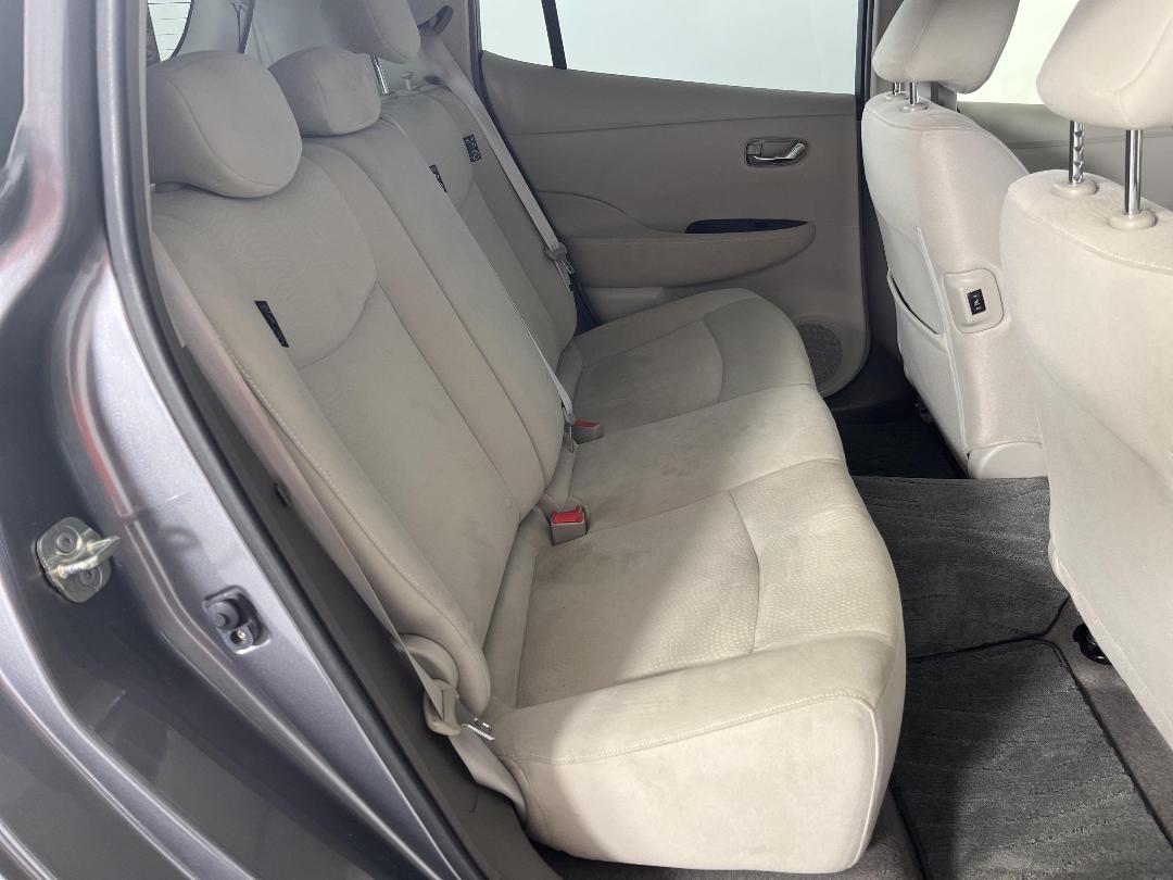 Photo '20' of Nissan Leaf