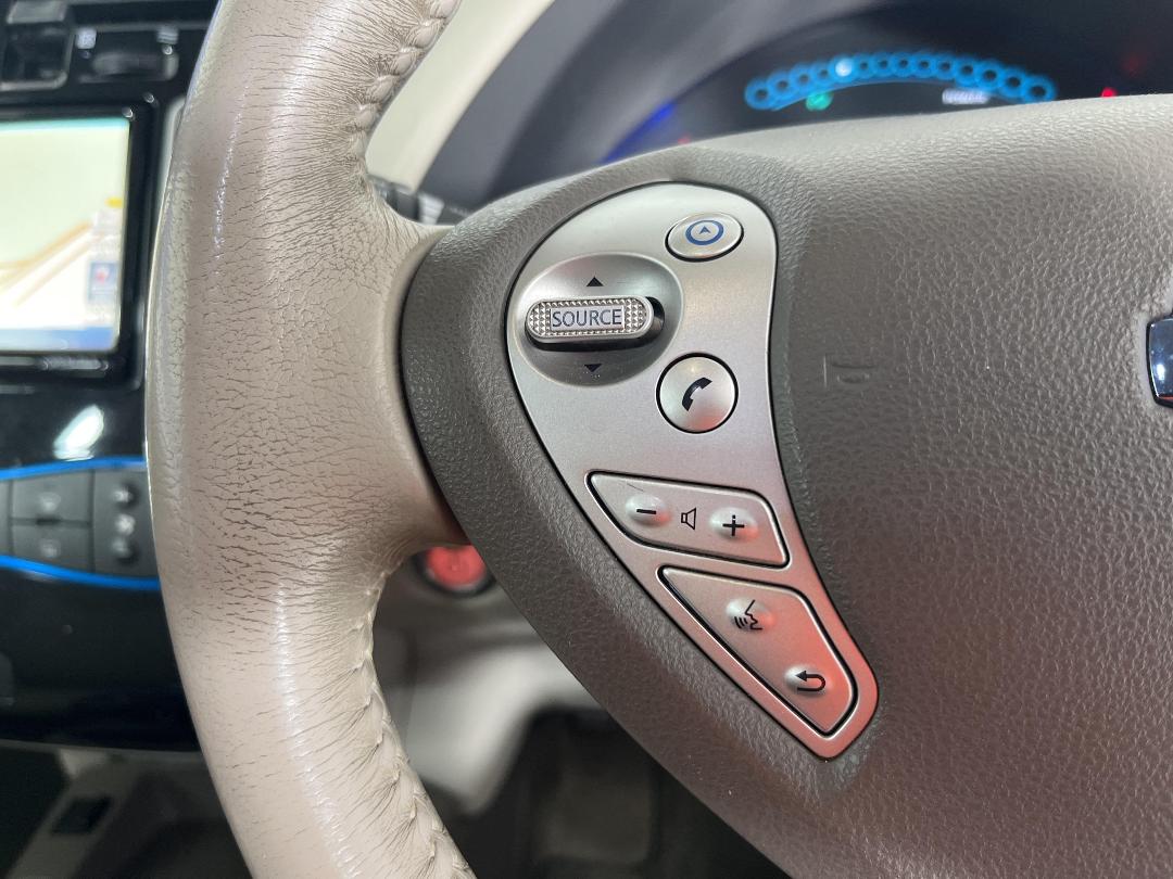 Photo '25' of Nissan Leaf