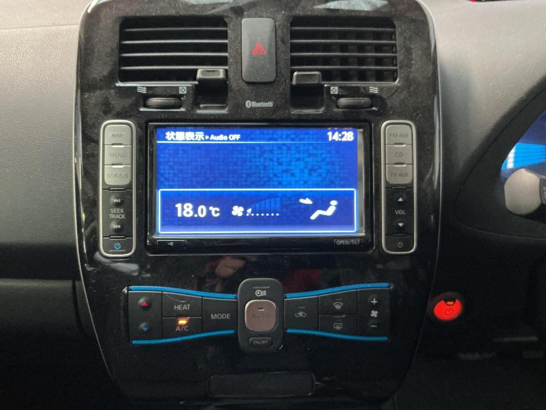 Photo '16' of Nissan Leaf Photo '16' of Nissan Leaf