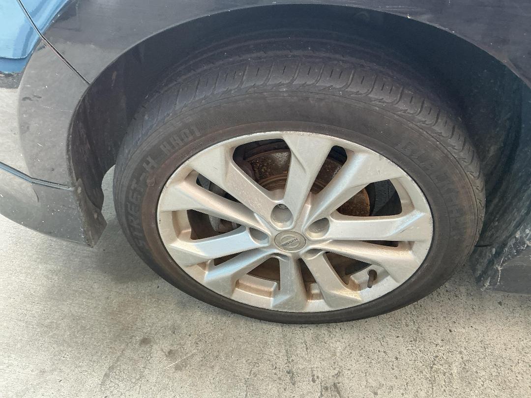 Photo '18' of Nissan Leaf Photo '18' of Nissan Leaf