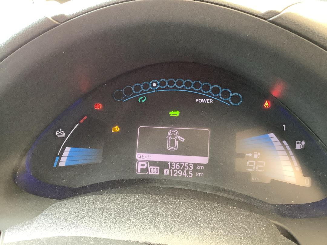 Photo '15' of Nissan Leaf