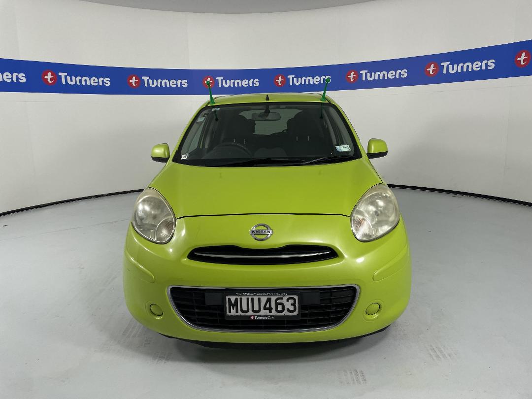 Photo '2' of Nissan March