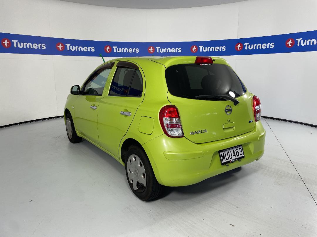 Photo '4' of Nissan March