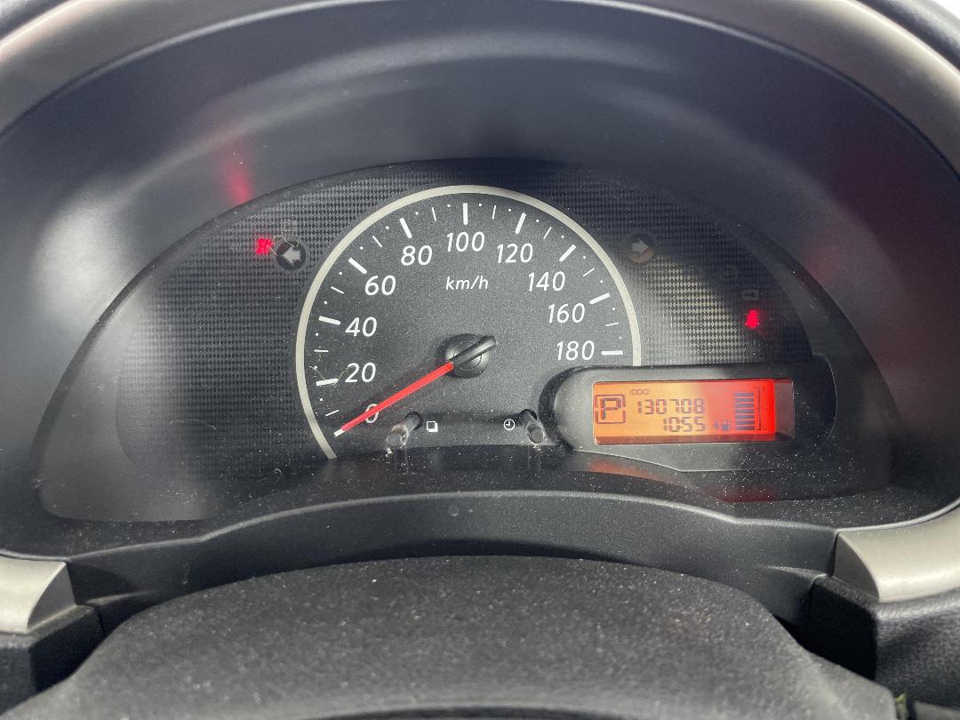 Photo '19' of Nissan March