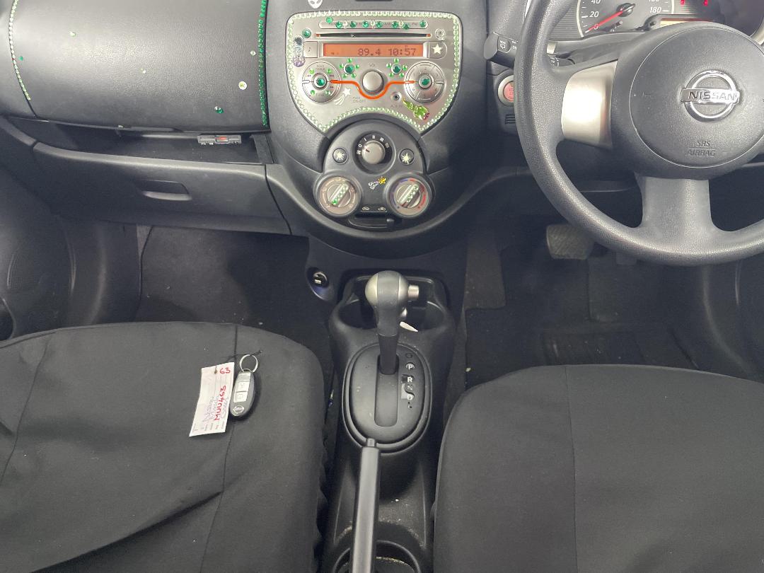 Photo '16' of Nissan March