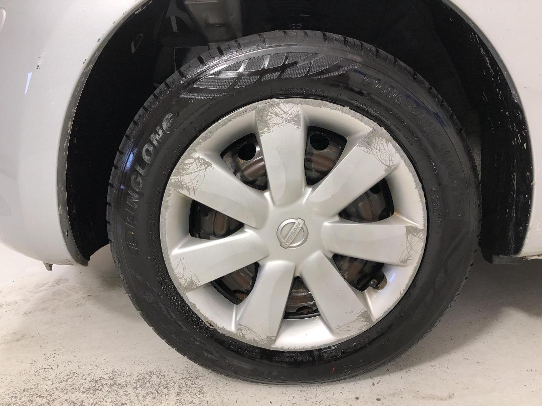 Photo '10' of Nissan March