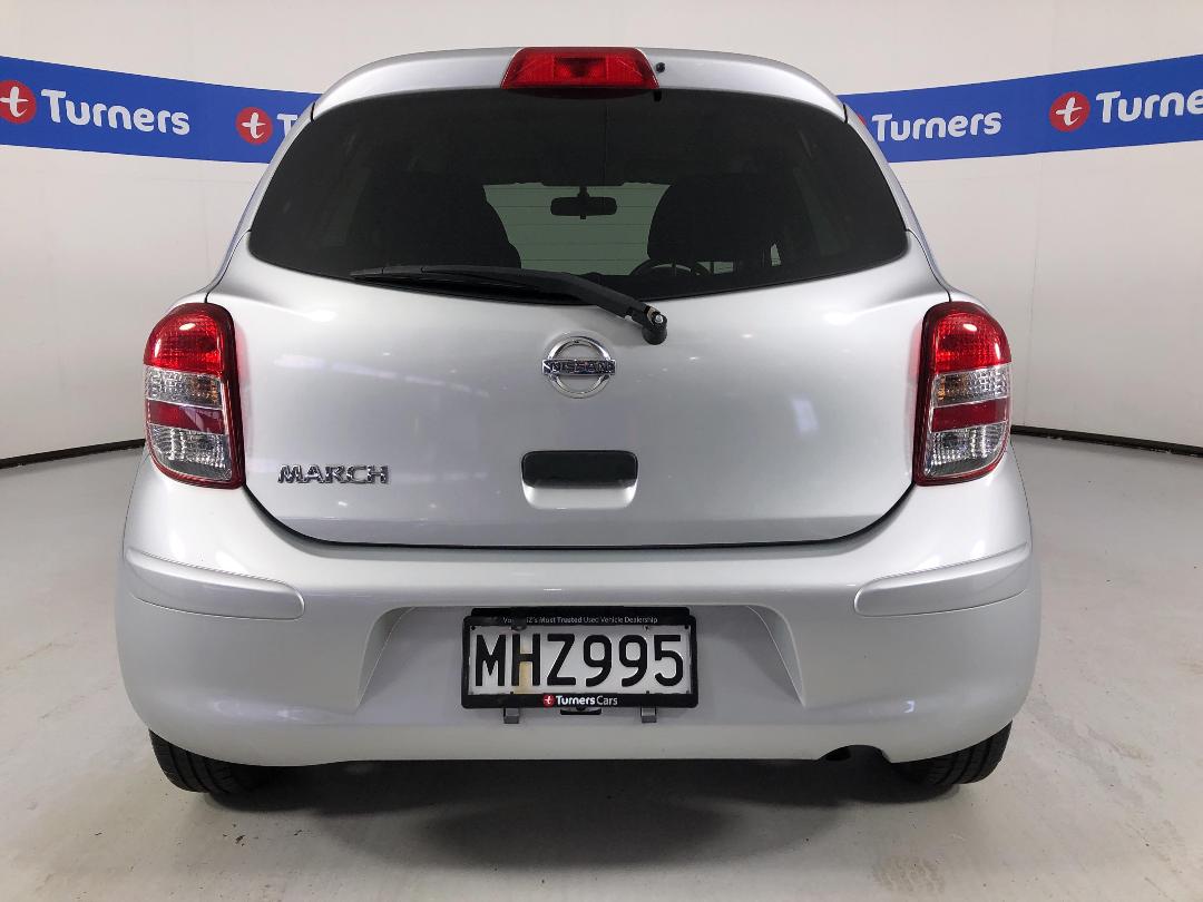 Photo '6' of Nissan March