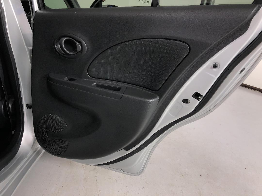 Photo '19' of Nissan March