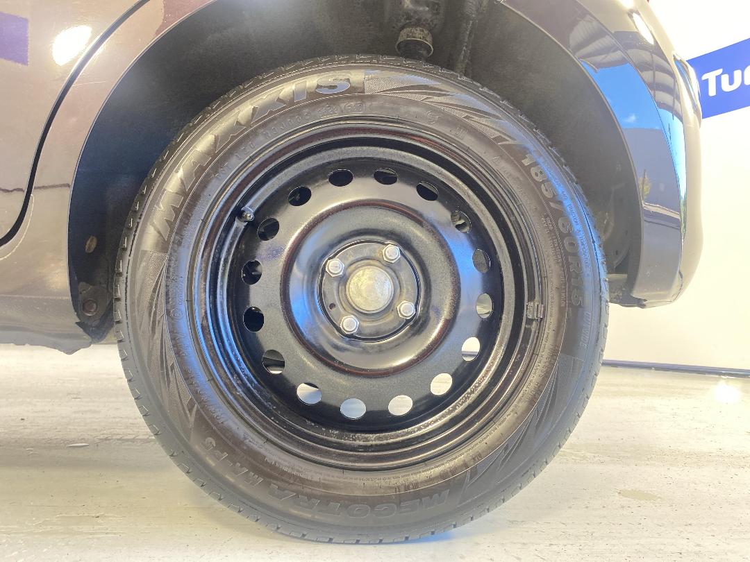 Photo '11' of Nissan Micra