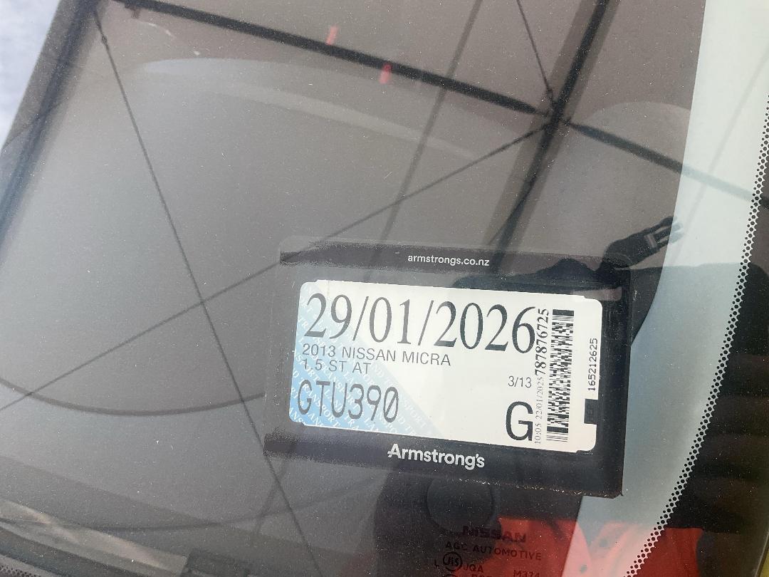 Photo '13' of Nissan Micra ST