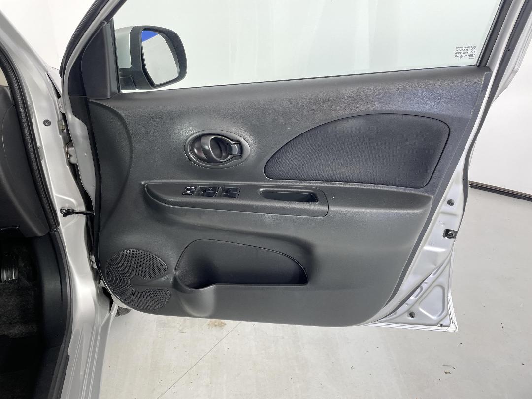 Photo '15' of Nissan Micra