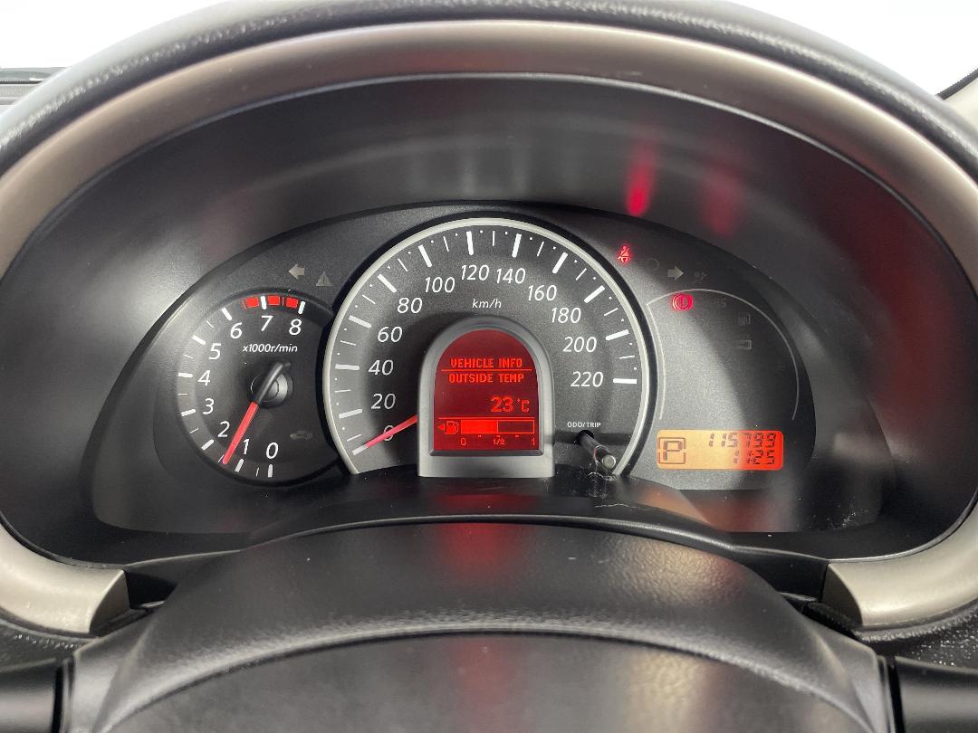 Photo '21' of Nissan Micra