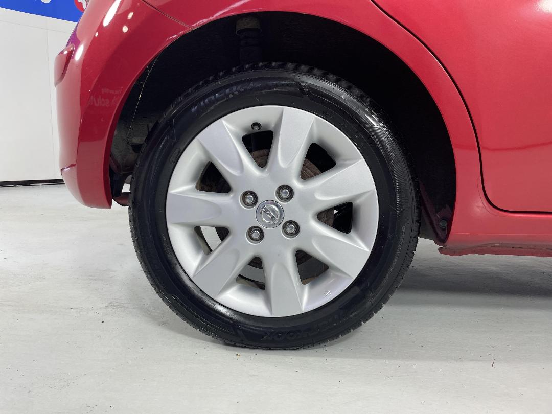 Photo '12' of Nissan Micra