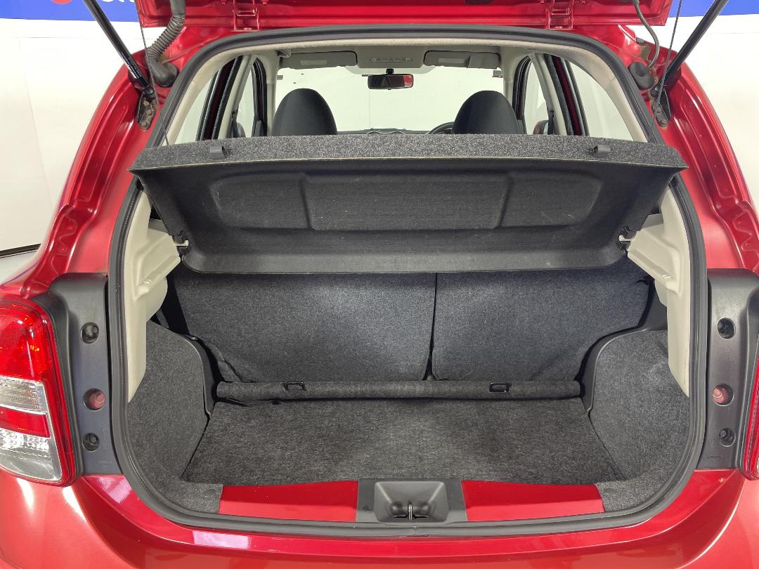 Photo '14' of Nissan Micra