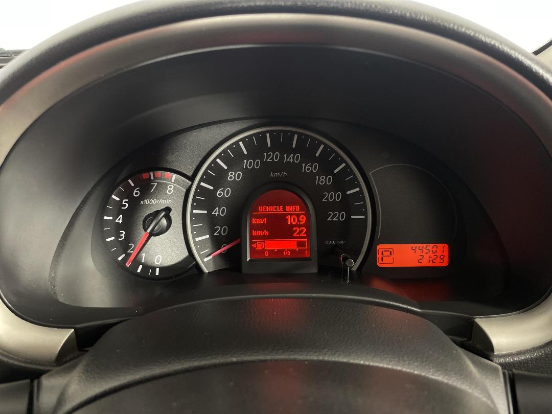 Photo '21' of Nissan Micra