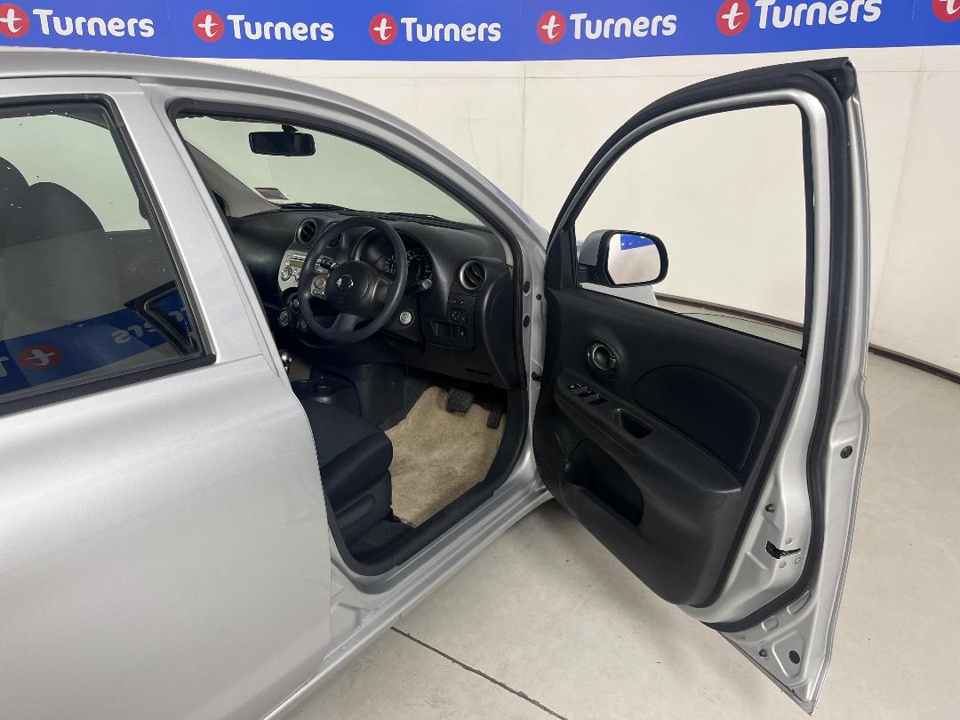 Photo '15' of Nissan Micra Photo '15' of Nissan Micra