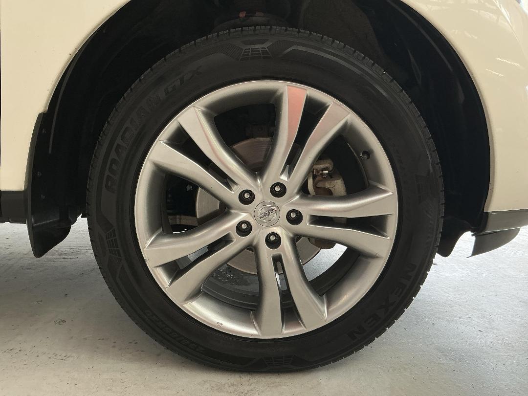 Photo '9' of Nissan Murano Photo '9' of Nissan Murano