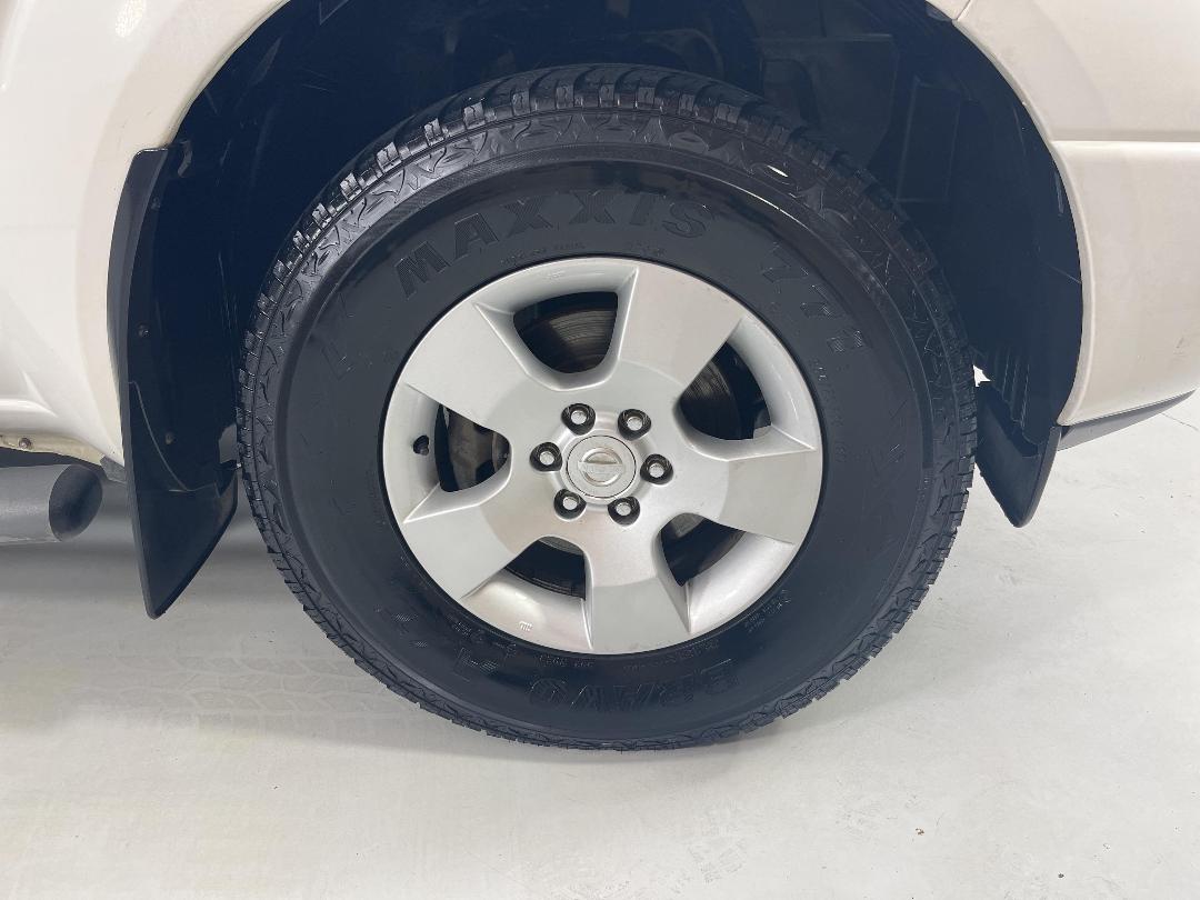 Photo '9' of Nissan Navara