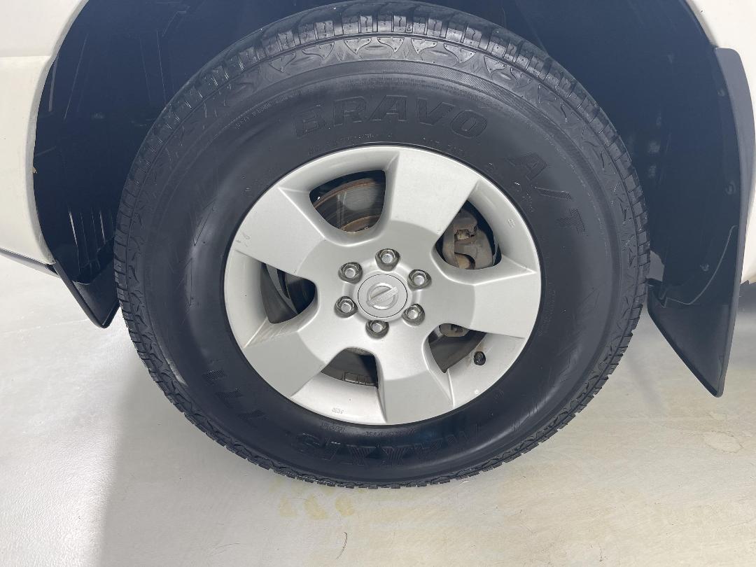 Photo '10' of Nissan Navara