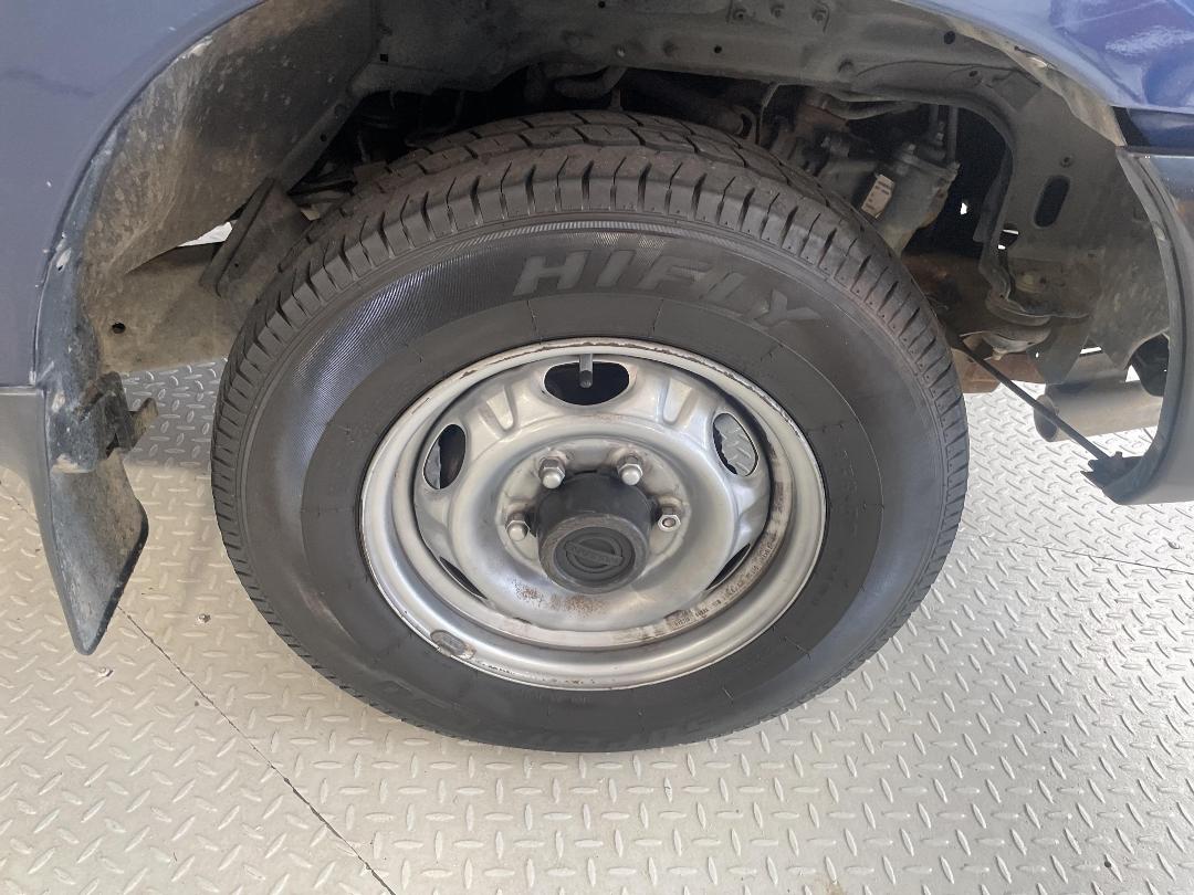 Photo '9' of Nissan Navara