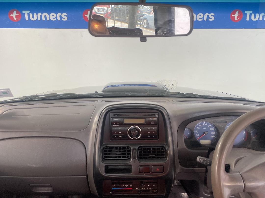 Photo '17' of Nissan Navara