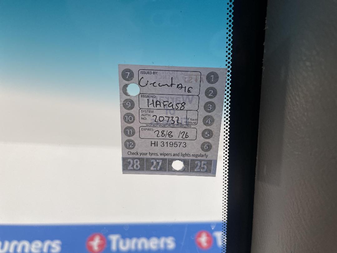 Photo '26' of Nissan Navara