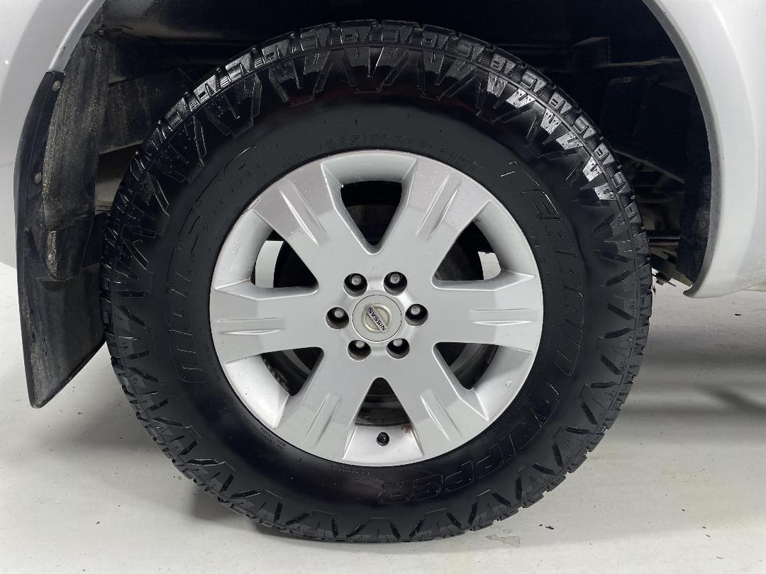 Photo '12' of Nissan Navara