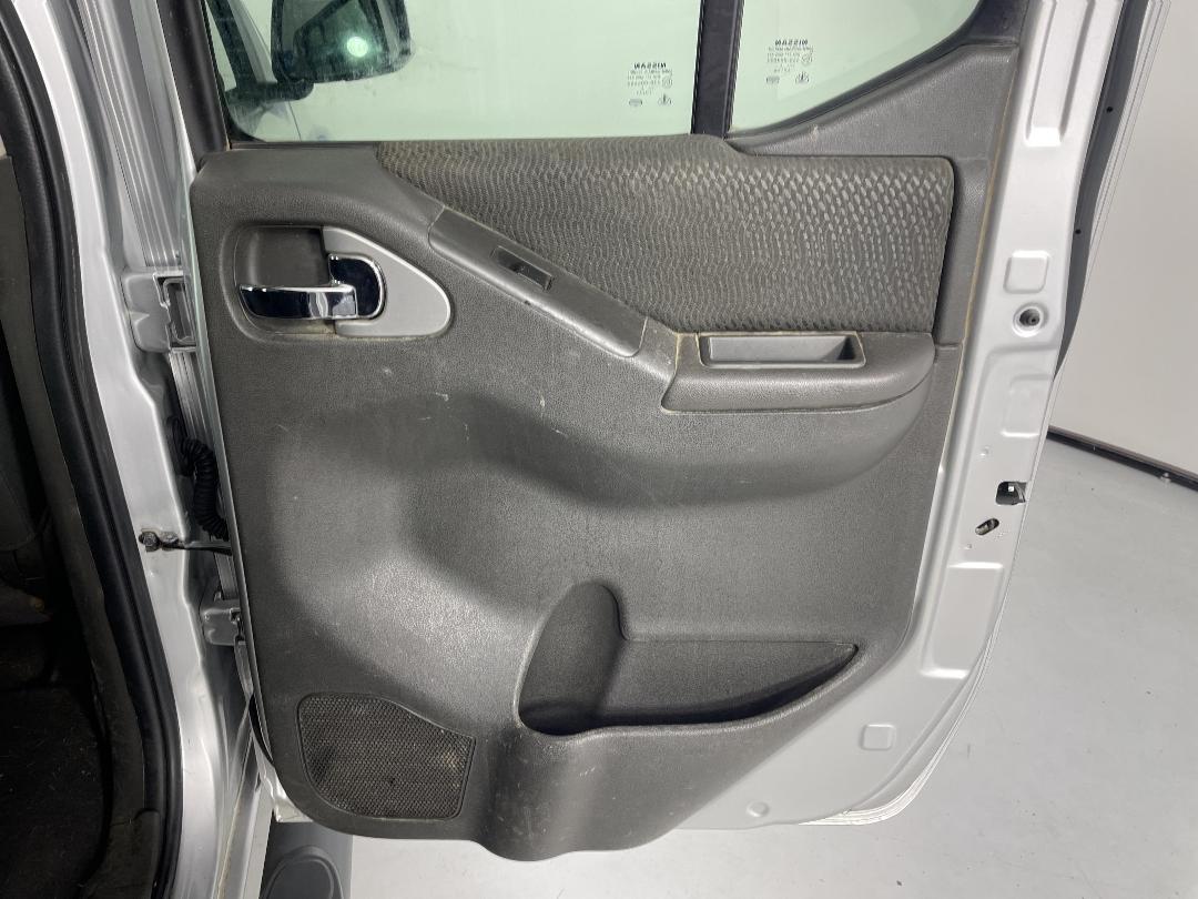 Photo '19' of Nissan Navara