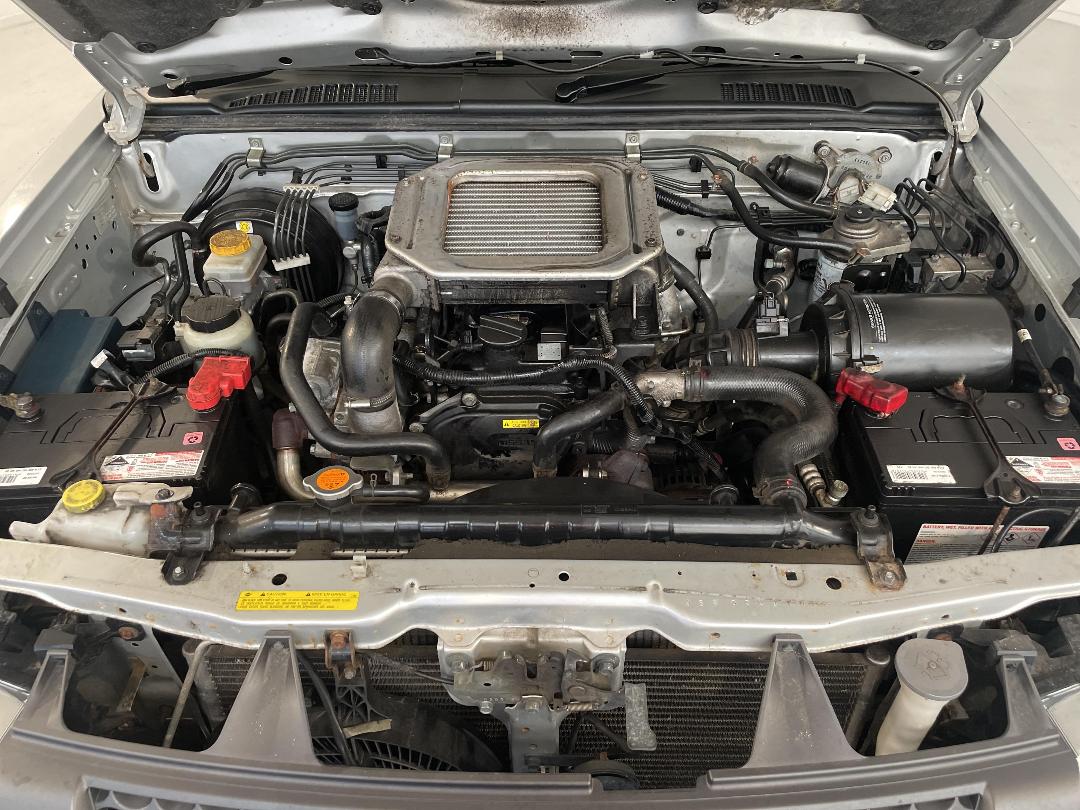 Photo '13' of Nissan Navara