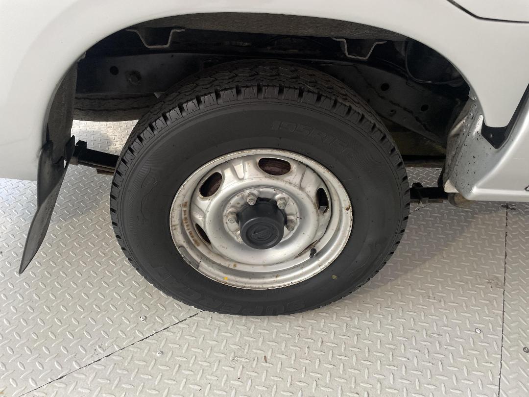 Photo '12' of Nissan Navara