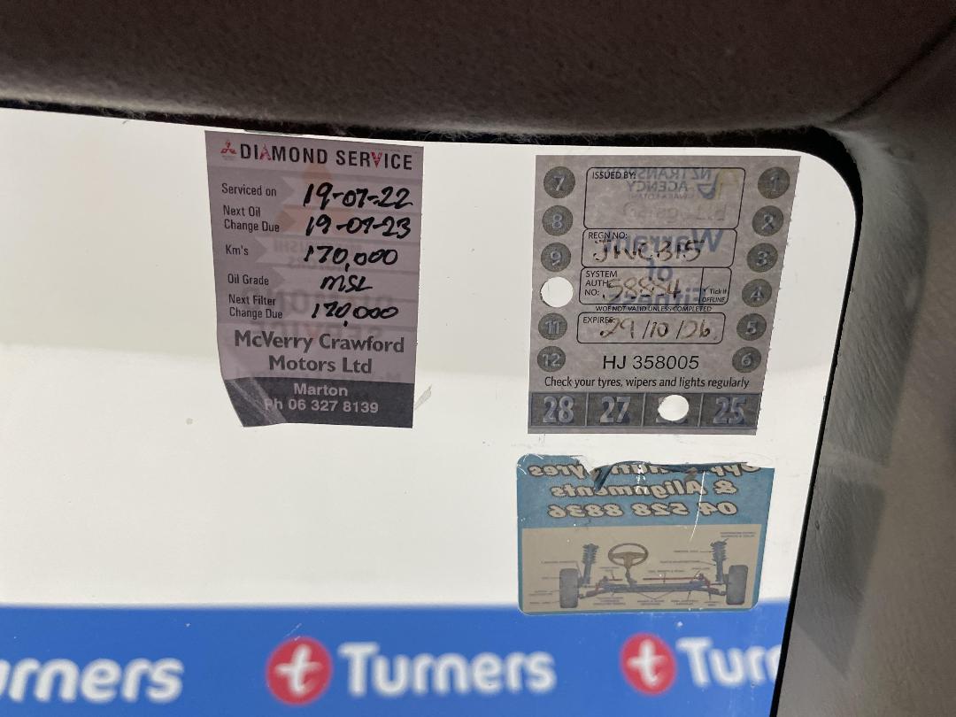 Photo '29' of Nissan Navara