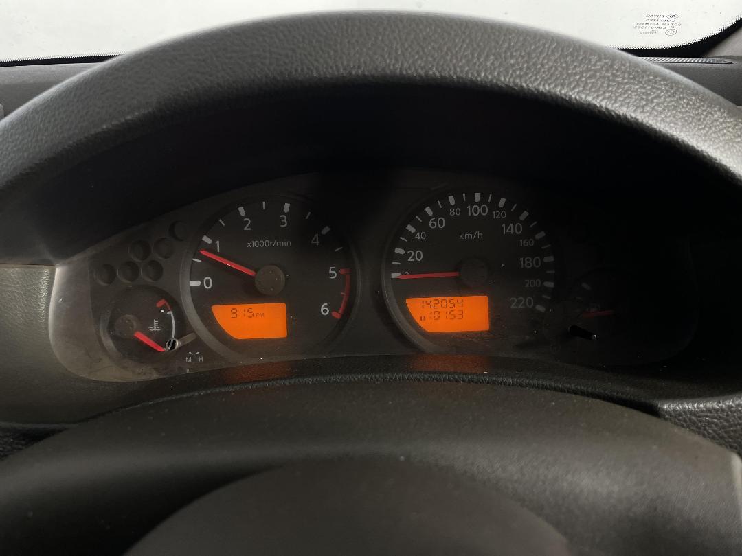 Photo '21' of Nissan Navara