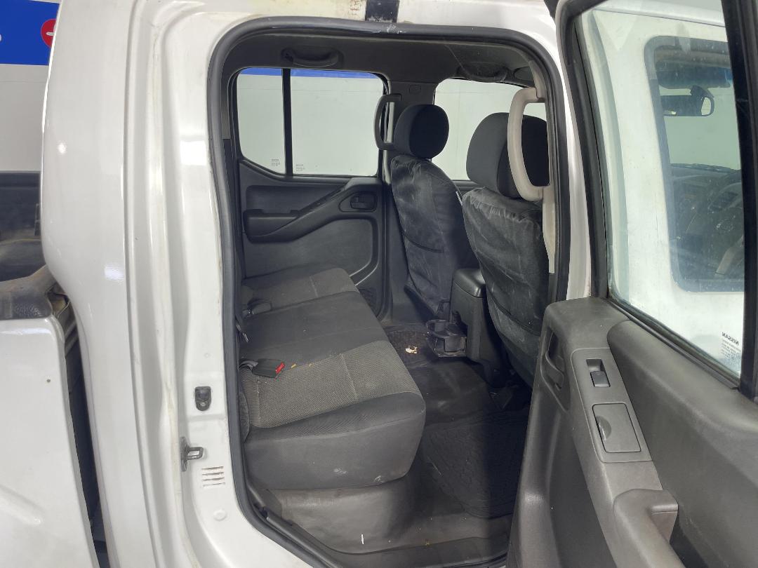 Photo '20' of Nissan Navara