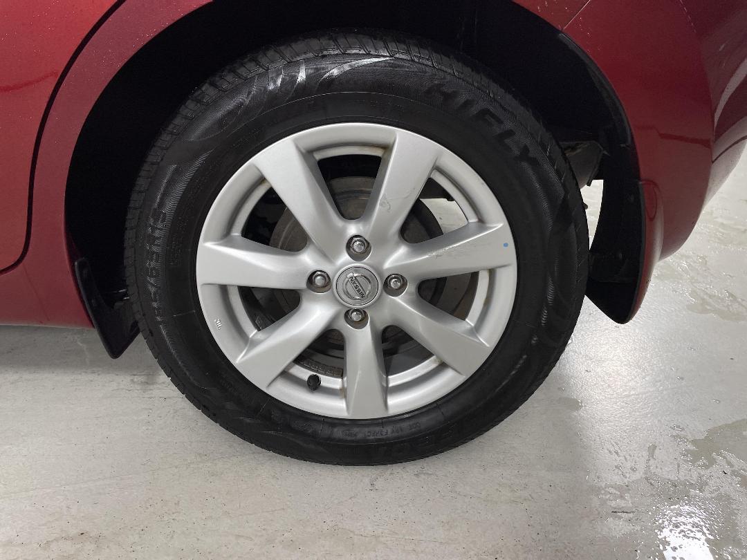 Photo '11' of Nissan Note