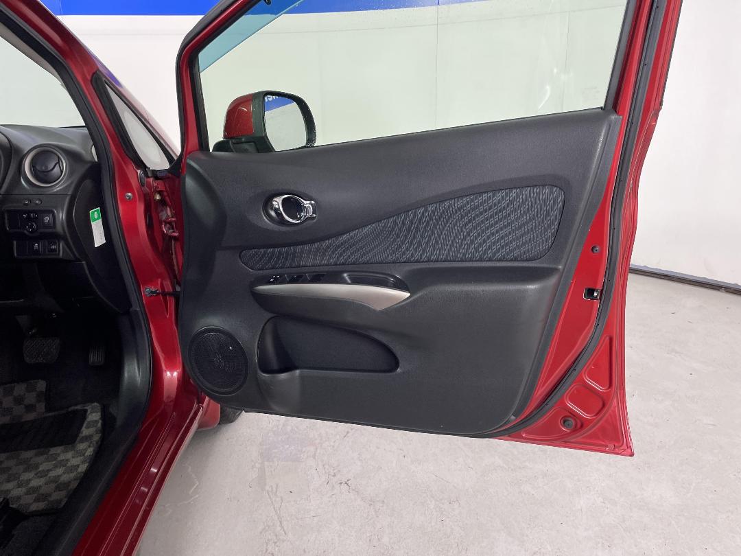 Photo '15' of Nissan Note