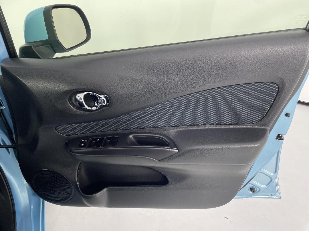 Photo '15' of Nissan Note Photo '15' of Nissan Note